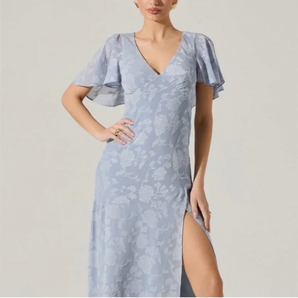 Astr Light Blue/Gray Floral Maxi Dress